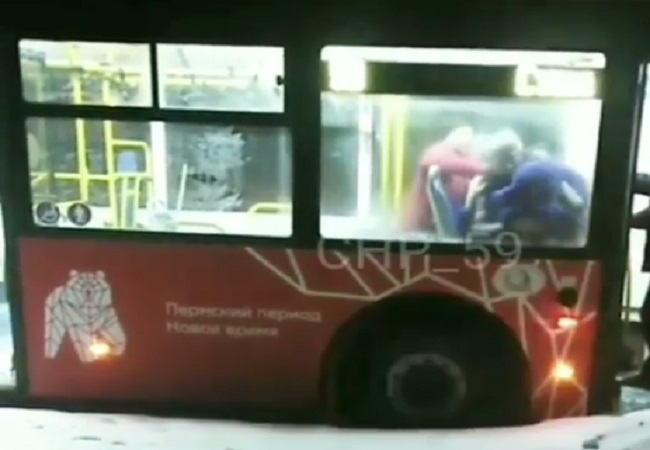 Автобус до пермяков. 14 автобус пермь. Расписание автобуса пермяки высокая гора. Расписание автобуса высокая гора пермяки дачное. Автобус до пермяков.