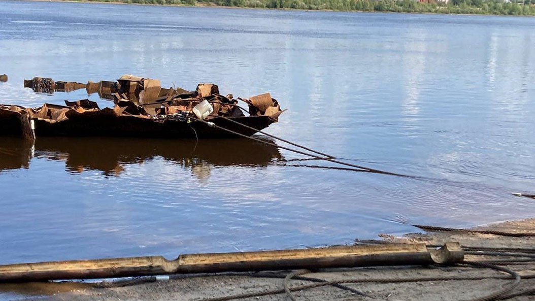 Со дна реки Камы в Перми подняли затонувший советский пароход | Рифей ...